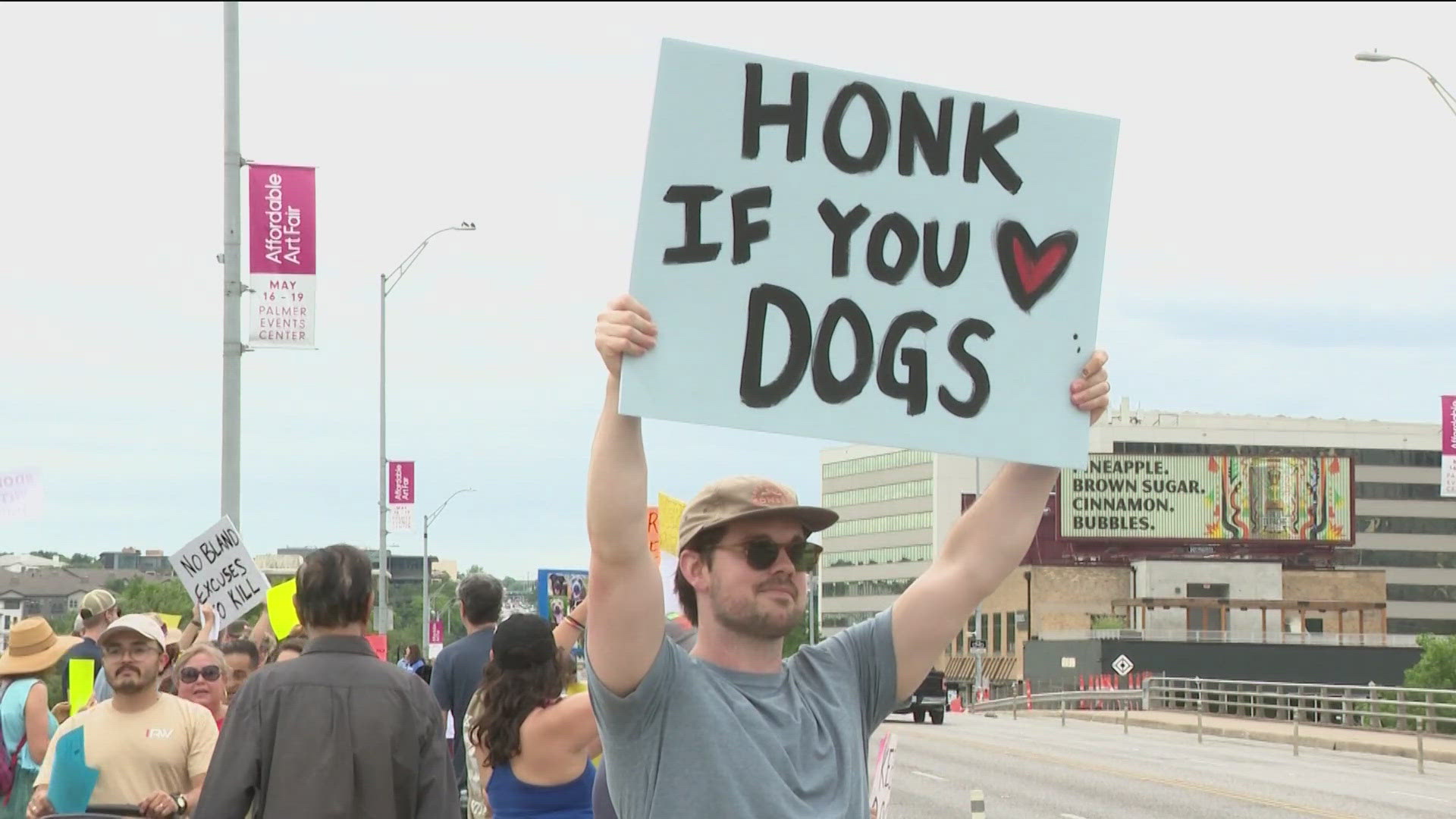 Volunteers with the Austin Animal Center are demanding city leaders remove Chief Animal Services Officer Don Bland, as the center deals with operational issues.